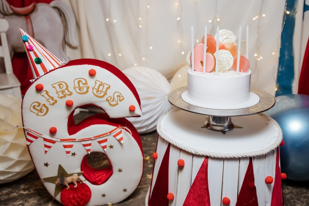 Retro Circus