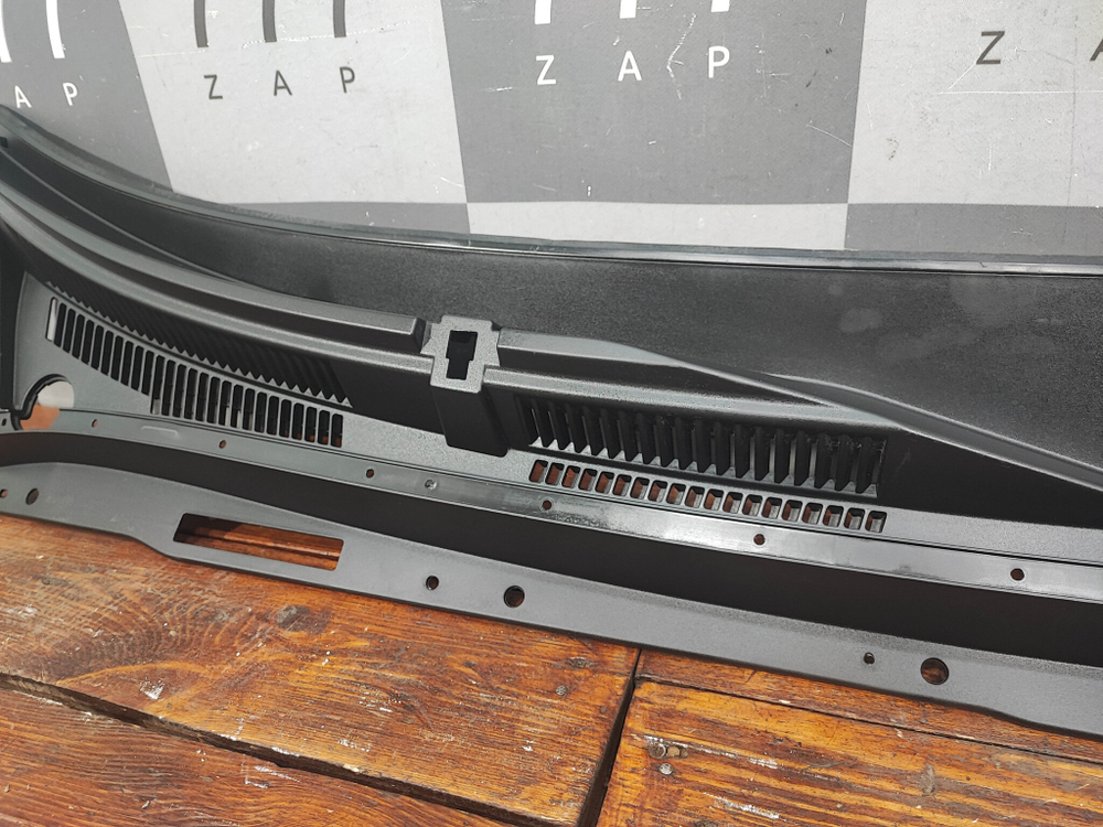 Решетка стеклоочистителя Chery Tiggo 8 Pro 21-нв Б/У Оригинал 609000452AA