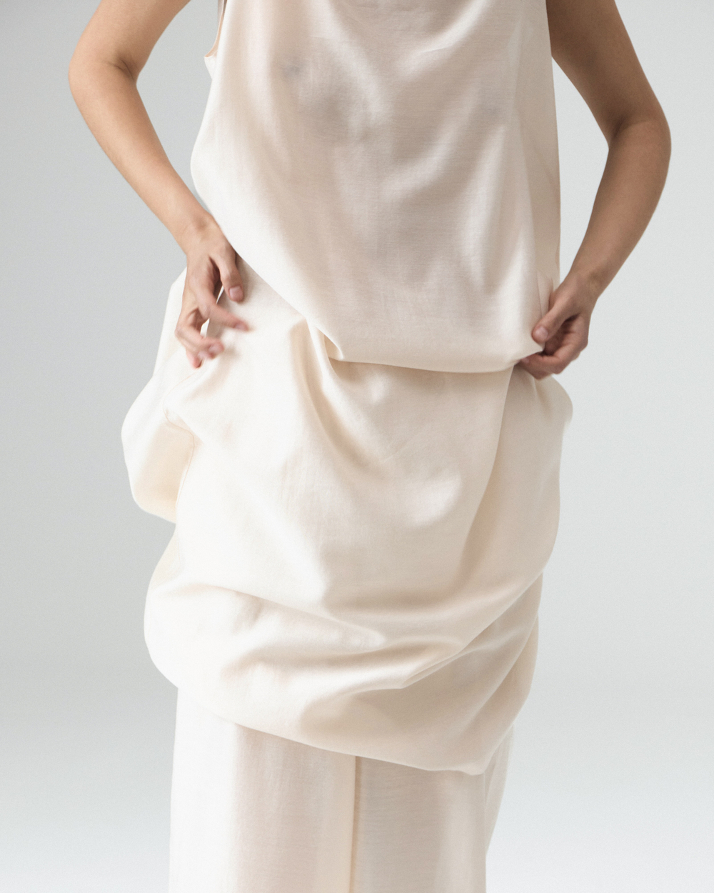 Платье из батиста