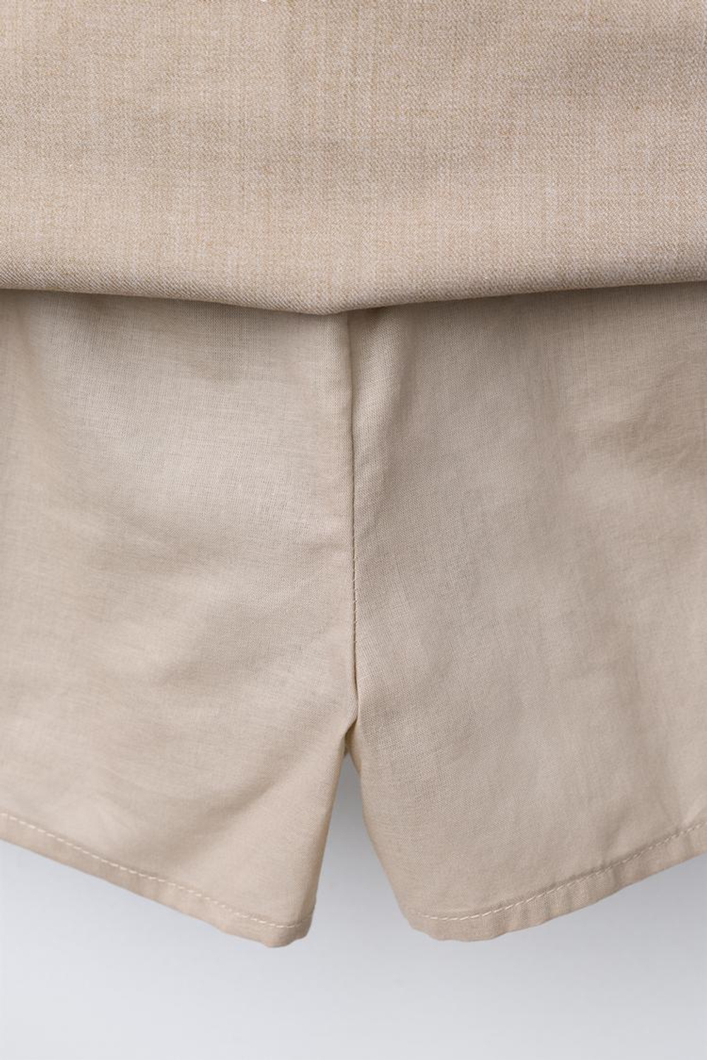 ZARA ЮБКА-ШОРТЫ С ФЛОКОВЫМ ПРИНТОМ, СВЕТЛО-БЕЖЕВЫЙ