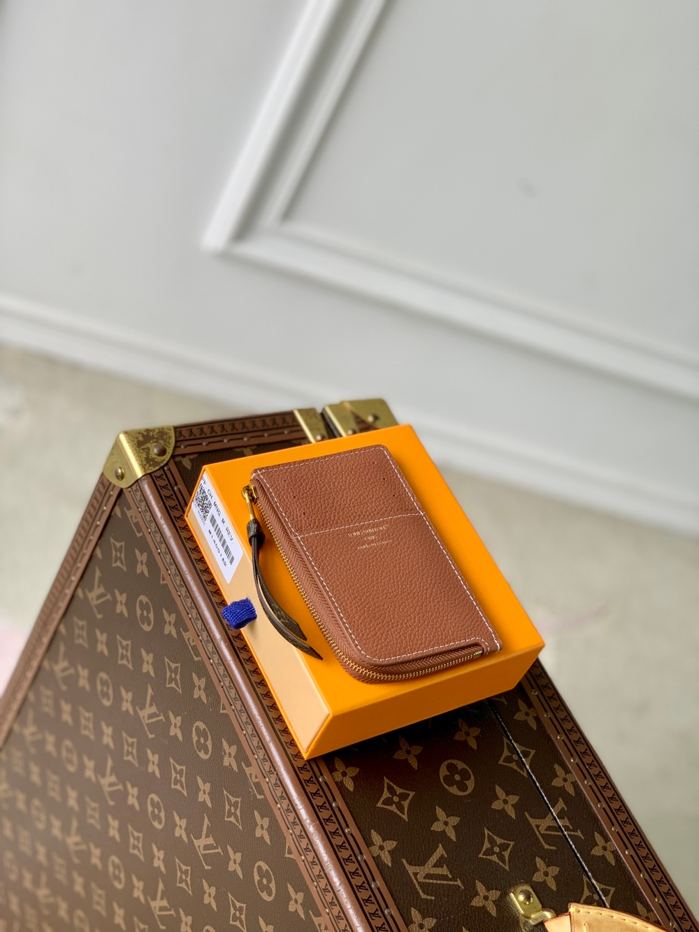 Louis Vuitton Low Key Zipped Card Holder