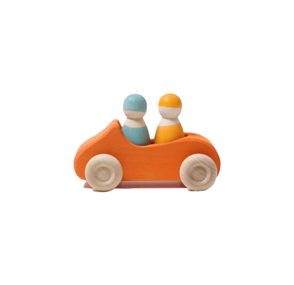 Деревянная машинка "Оранжевая с двумя пассажирами"