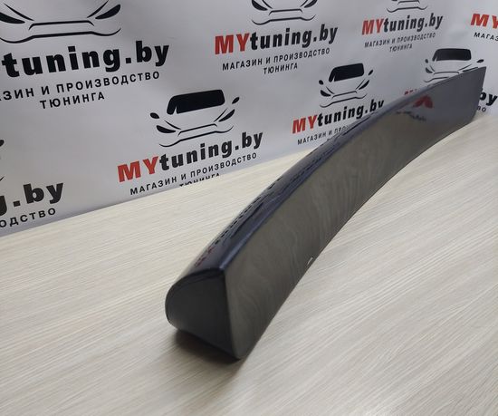 Нижняя накладка на заднюю дверь для VOLKSWAGEN Passat B5 / B5+  96-05