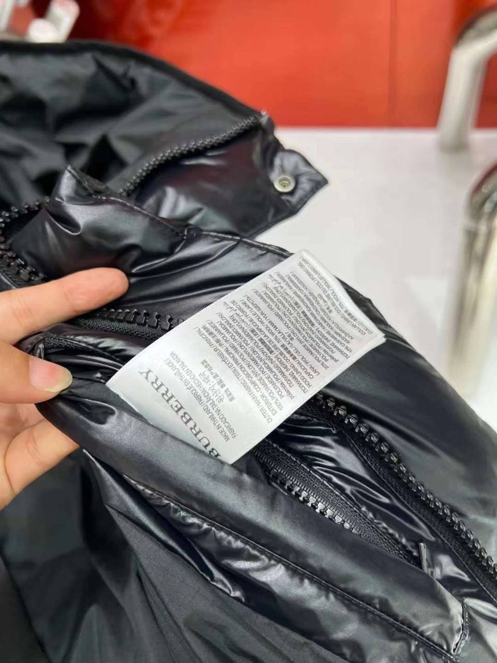 Пуховик Burberry