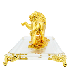 Знак зодиака ЛЕВ. Скульптура золоченая на стеклянной подставке. Металл, золочение, стекло. ХХ века,