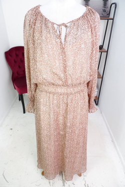 Платье Mango для яркого образа, маркировка XL, визуально на 50 размер