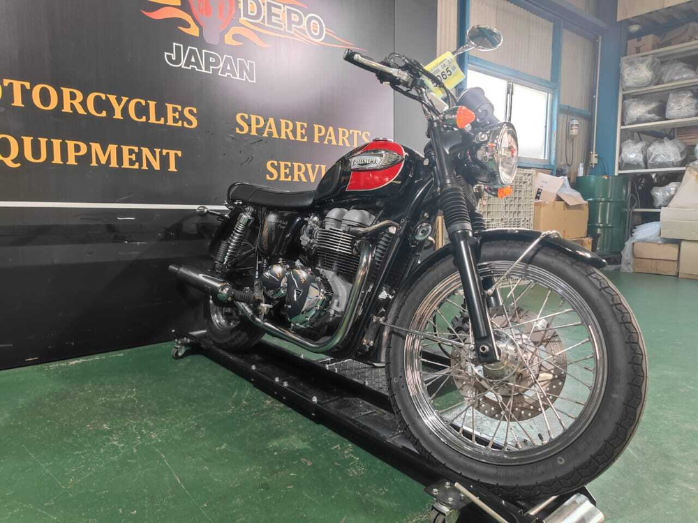 Triumph Bonneville T100 2007