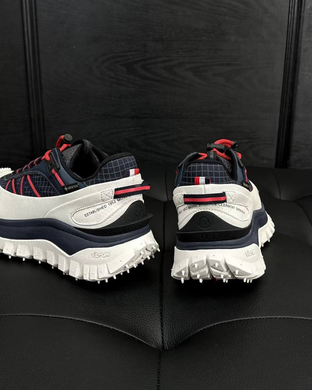 Кроссовки Moncler