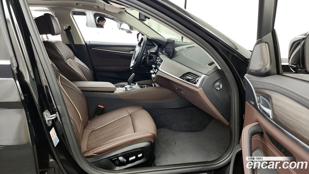 BMW 5 Series (G30) 530i xDrive Luxury (01.2022)