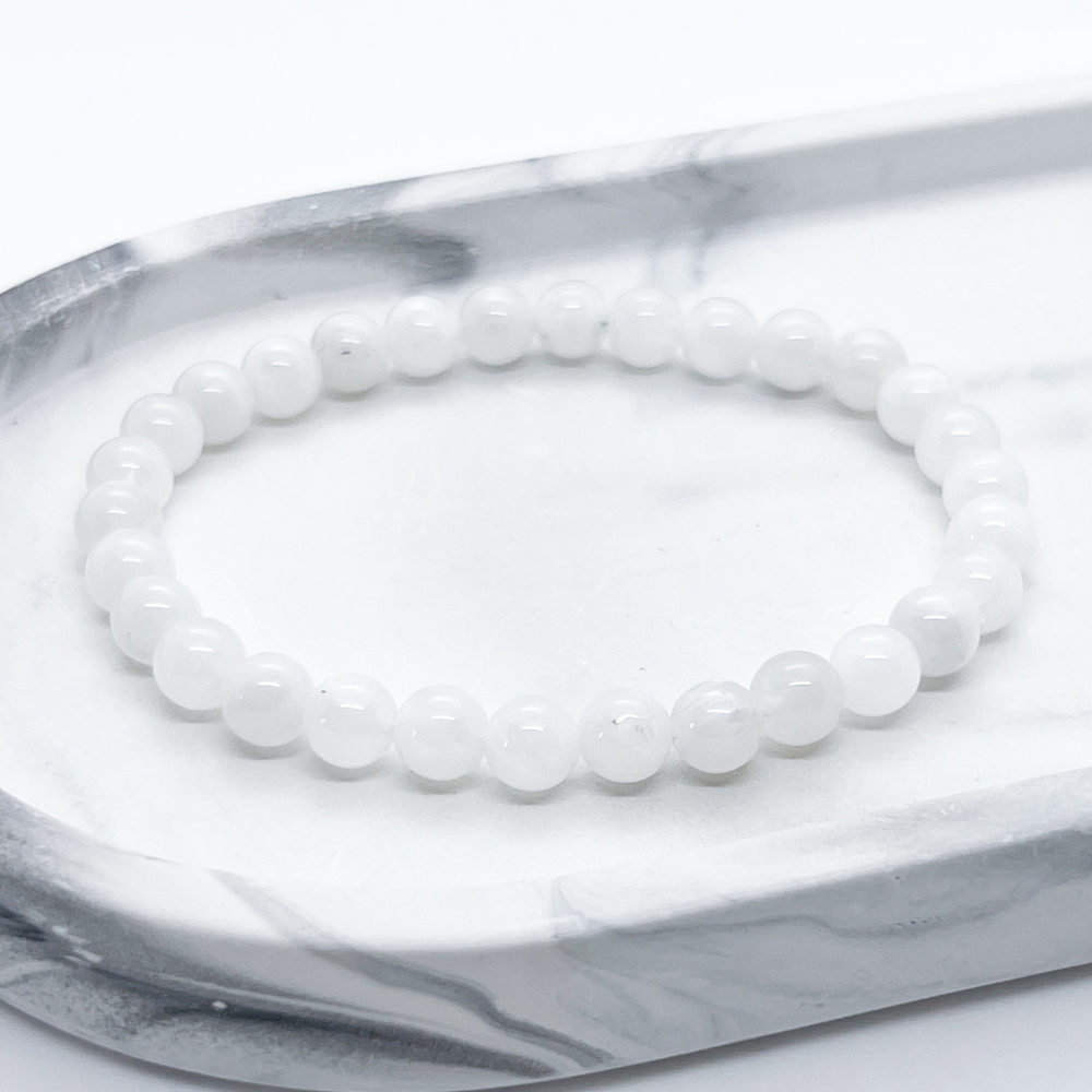 Браслет, лунный камень, диаметр бусин около 6 мм, размер 17 см