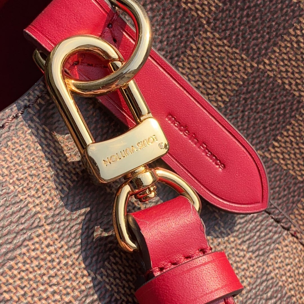 Louis Vuitton NeoNoe MM