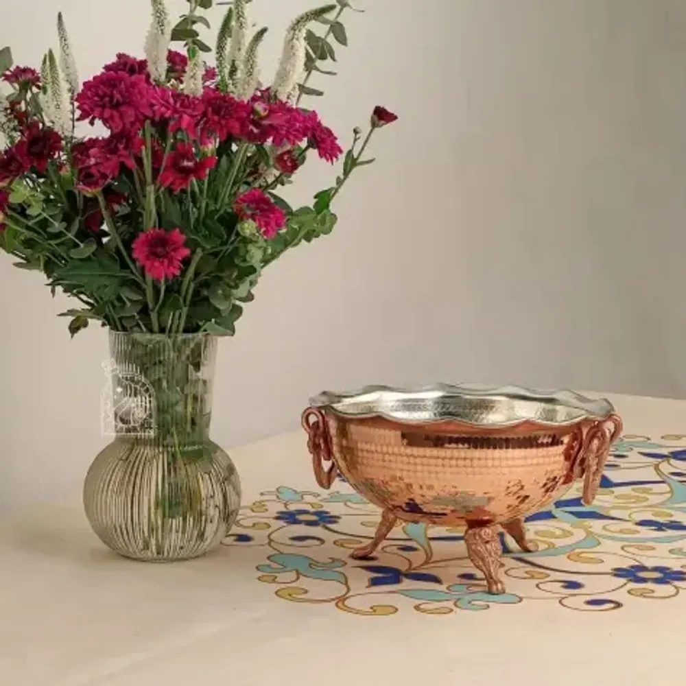 Медная пиала на трех ножках Exirmes 3022026, Иран