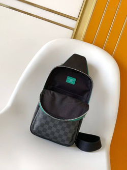 Сумка-слинг Louis Vuitton Avenue