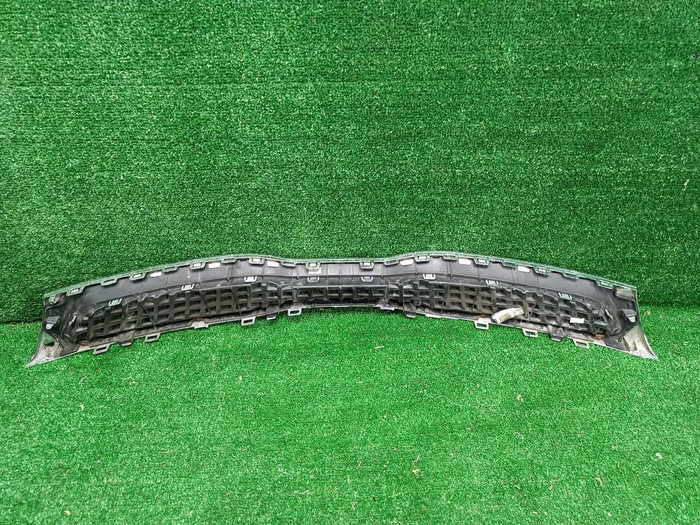 Решетка радиатора KIA Rio 4 X-Line (2017-2020)