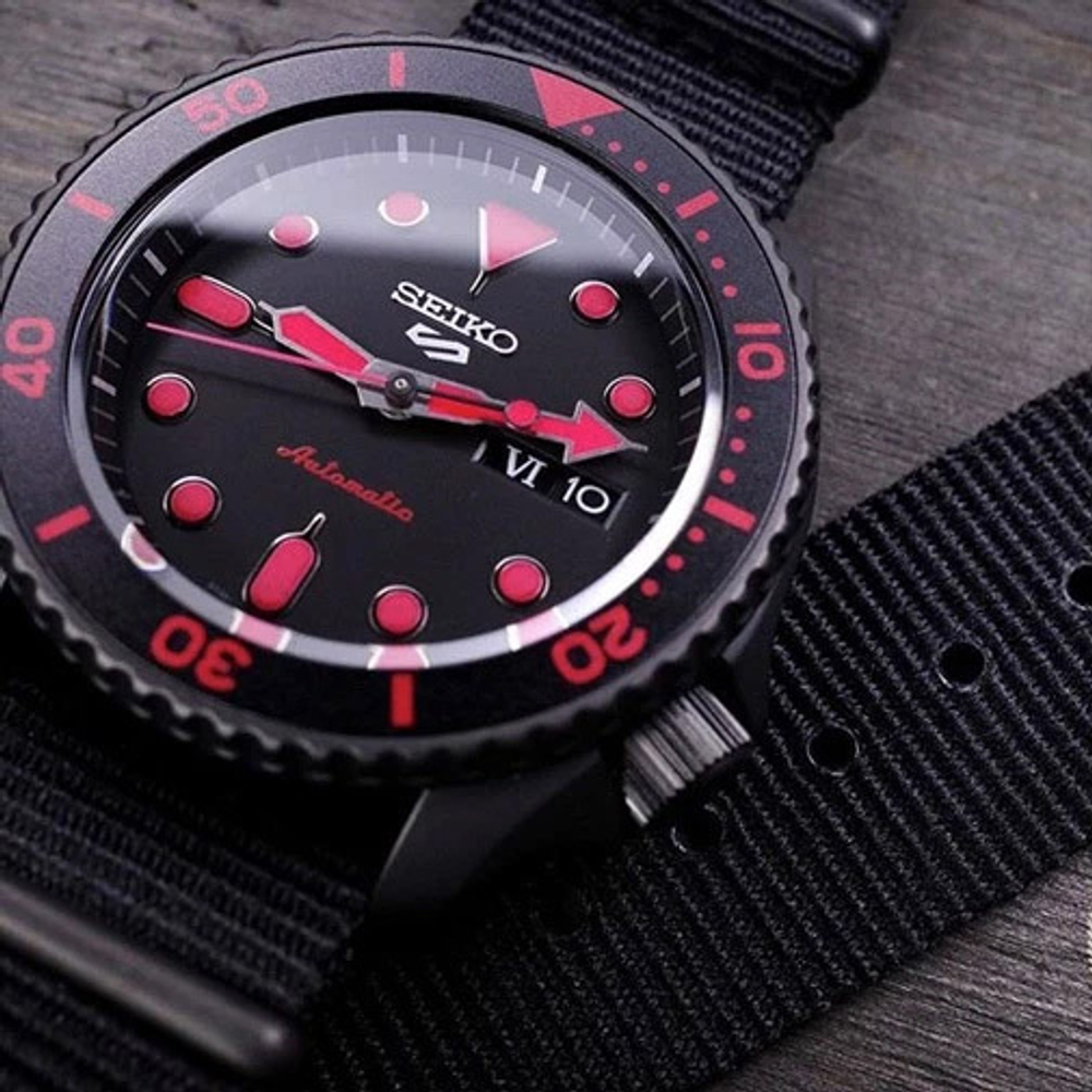 Мужские японские наручные часы Seiko SRPD83K1S