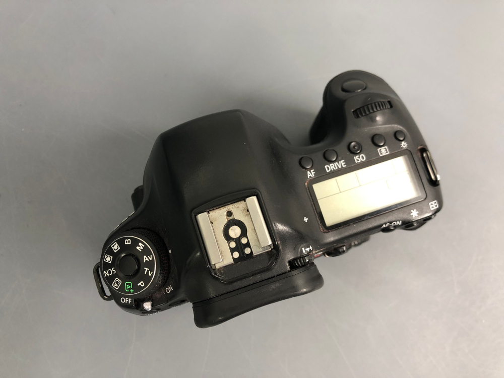 Canon EOS 6D (340.000 кадров)