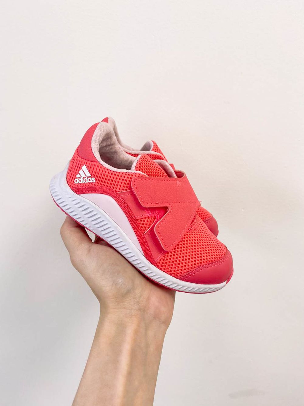 Кроссовки Adidas