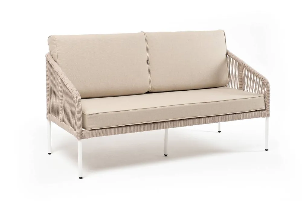 "Канны" диван 2-местный плетеный из роупа, каркас алюминий белый муар, роуп бежевый круглый, ткань бежевая 052