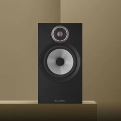 Полочная акустика Bowers & Wilkins 606 S3