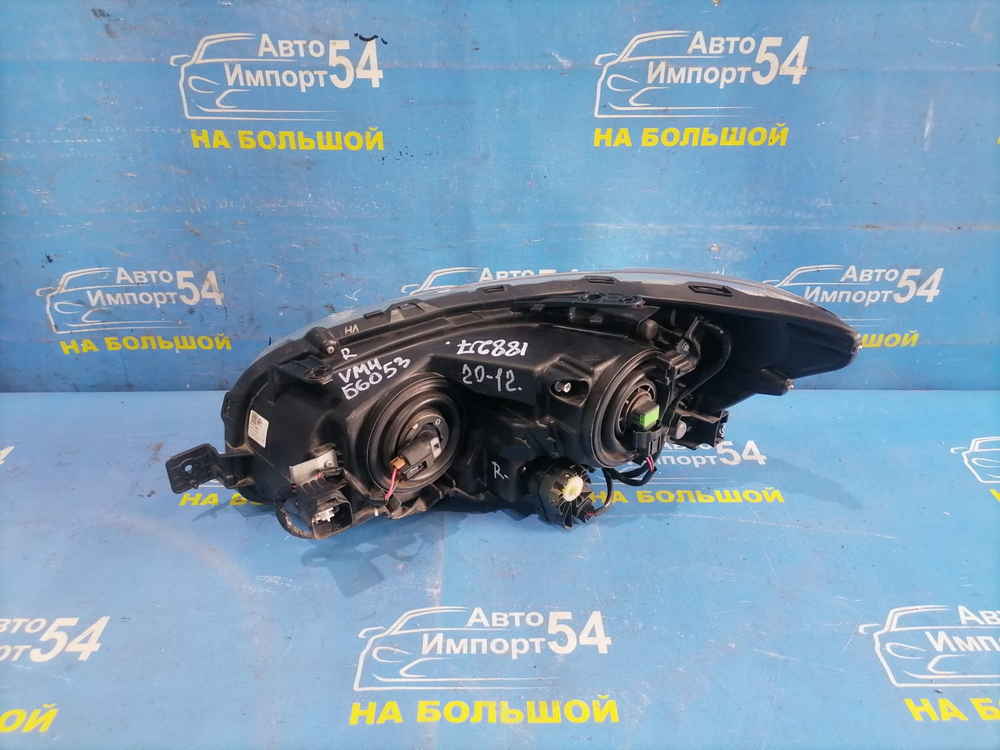 Фара передняя правая SUBARU LEVORG 2014-2020