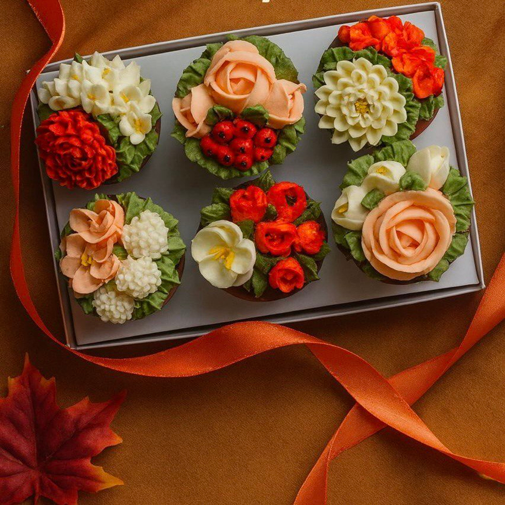 Набор “Осеннее ассорти” — 6 шоколадных горшочков с цветами из крема