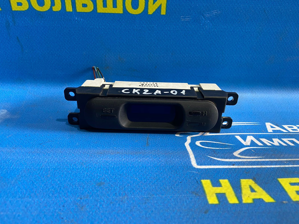 Часы салонные MITSUBISHI LANCER 2000