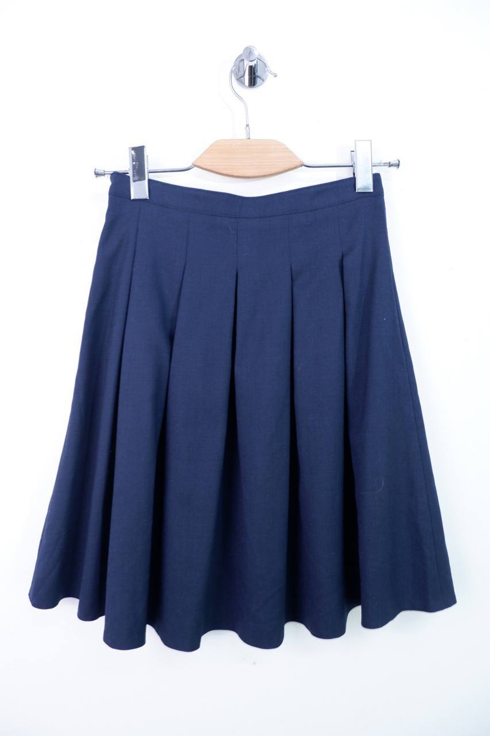 Юбка Calista практичная, визуально на 42 размер