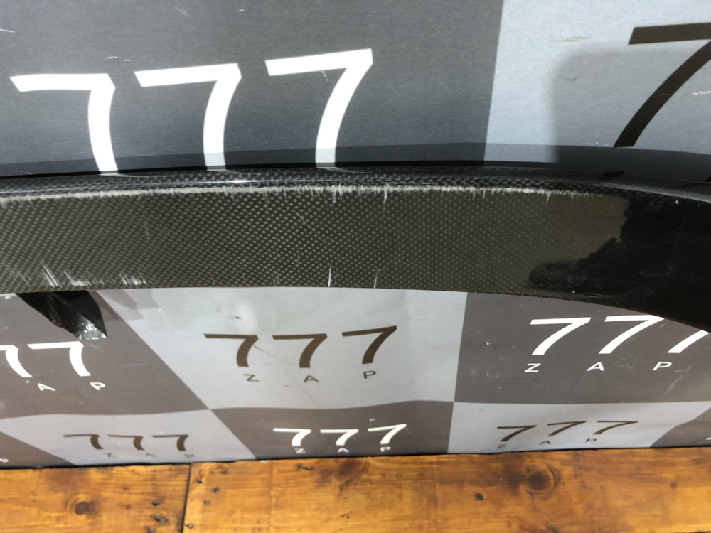 Спойлер переднего бампера Ferrari Portofino Оригинал 765473