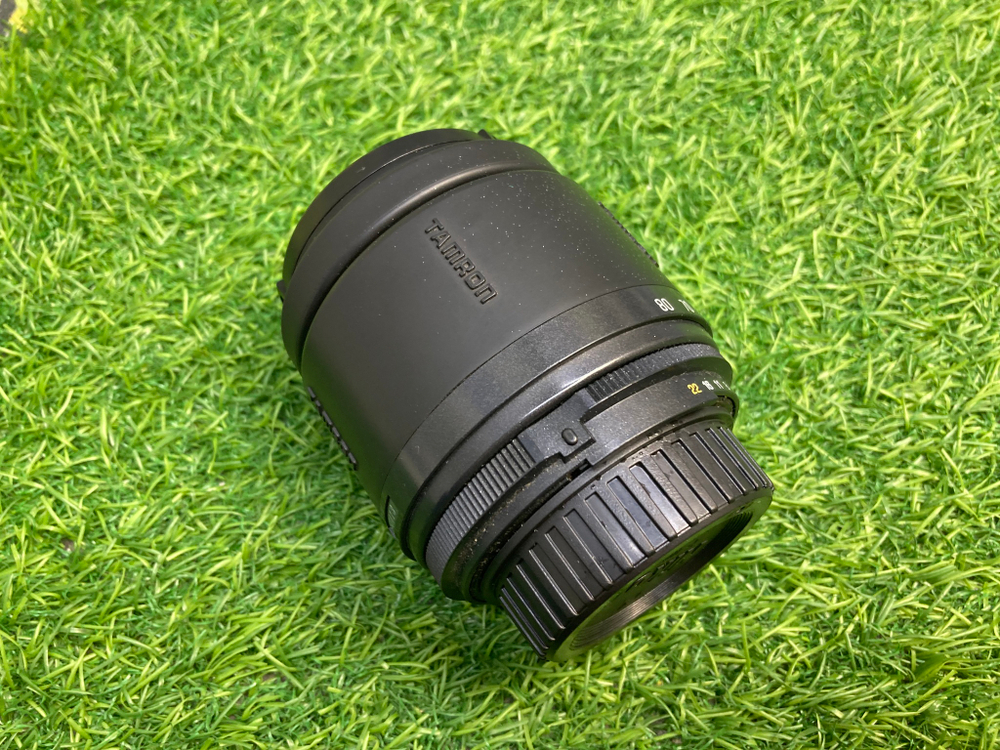 Tamron AF 28-80mm 3.5-5.6 Nikon