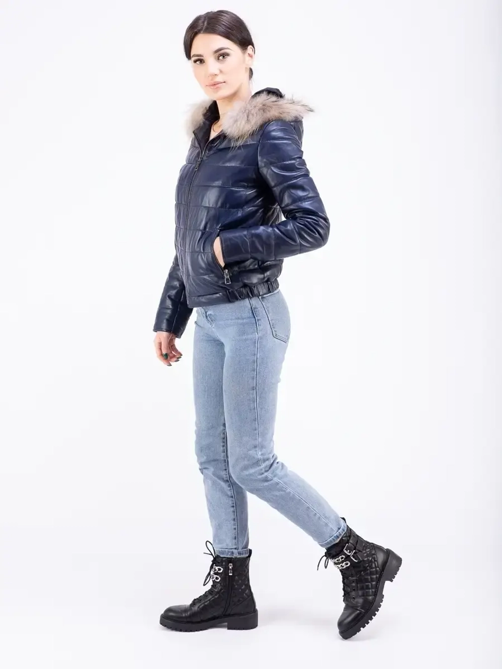 Куртка женская из натуральной кожи с капюшоном Турция