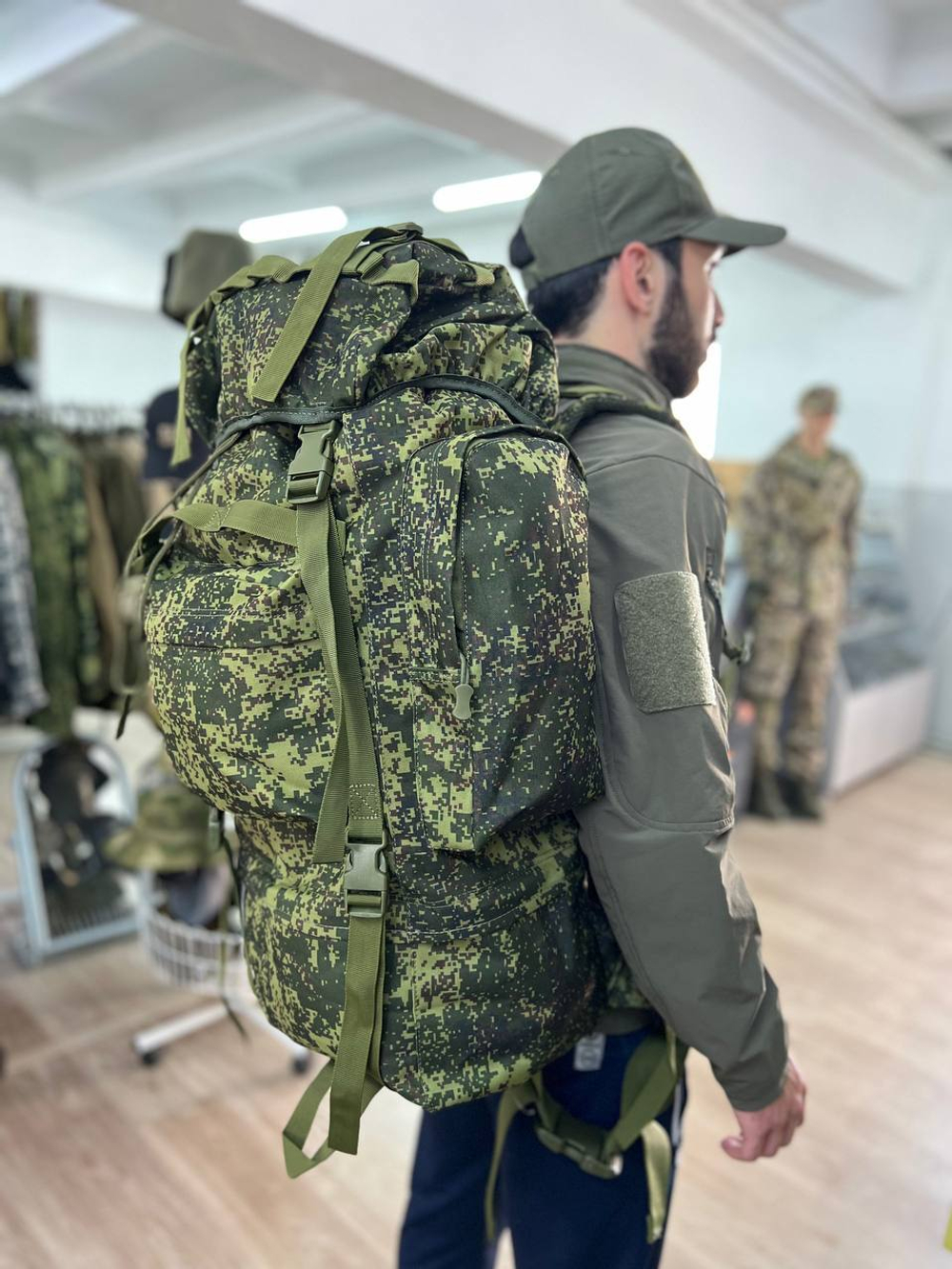 Тактический рюкзак 70л / зелёная цифра