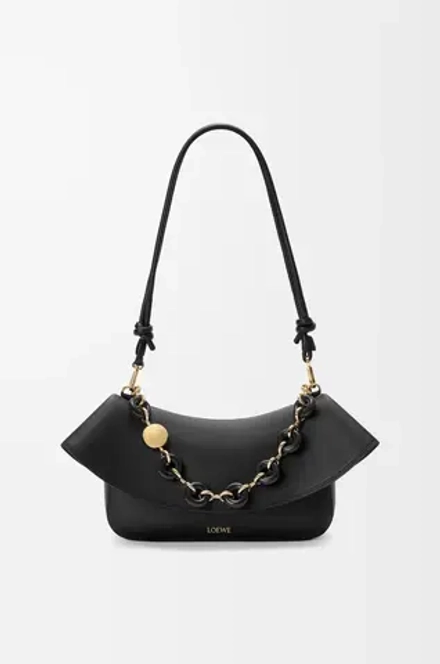 Loewe Средняя сумка Ola из гладкой телячьей кожи, черный