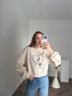 Свитшот Купидон бежевый