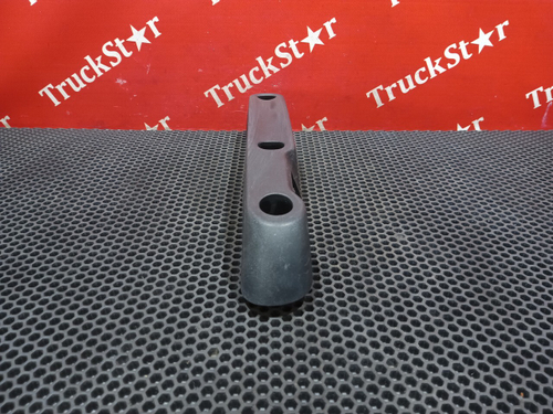 Ручка открывания капота