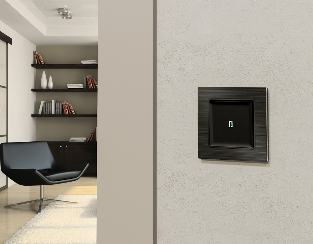 MA802015 Комплект механизма 1-кл выключателя с подсветкой 5600K ALFA Черный матовый QUANT (AP8020, VM101, G25W)