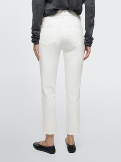 Massimo Dutti Джинсы средней посадки, укороченные, облегающего кроя, белый