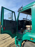 Планета 5529* на шасси КамАЗ 65115 6x4 Зерновоз 552919 (Дизельный, 11,8 л, 300 л.с., МТ)