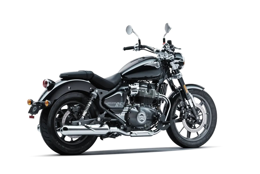 Royal Enfield Super Meteor 650 Astral Black (Base)