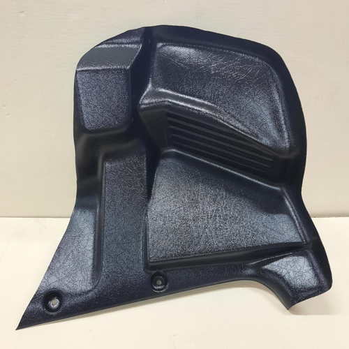 Облицовка боковины передняя ВАЗ 21213 Нива левая г. Сызрань