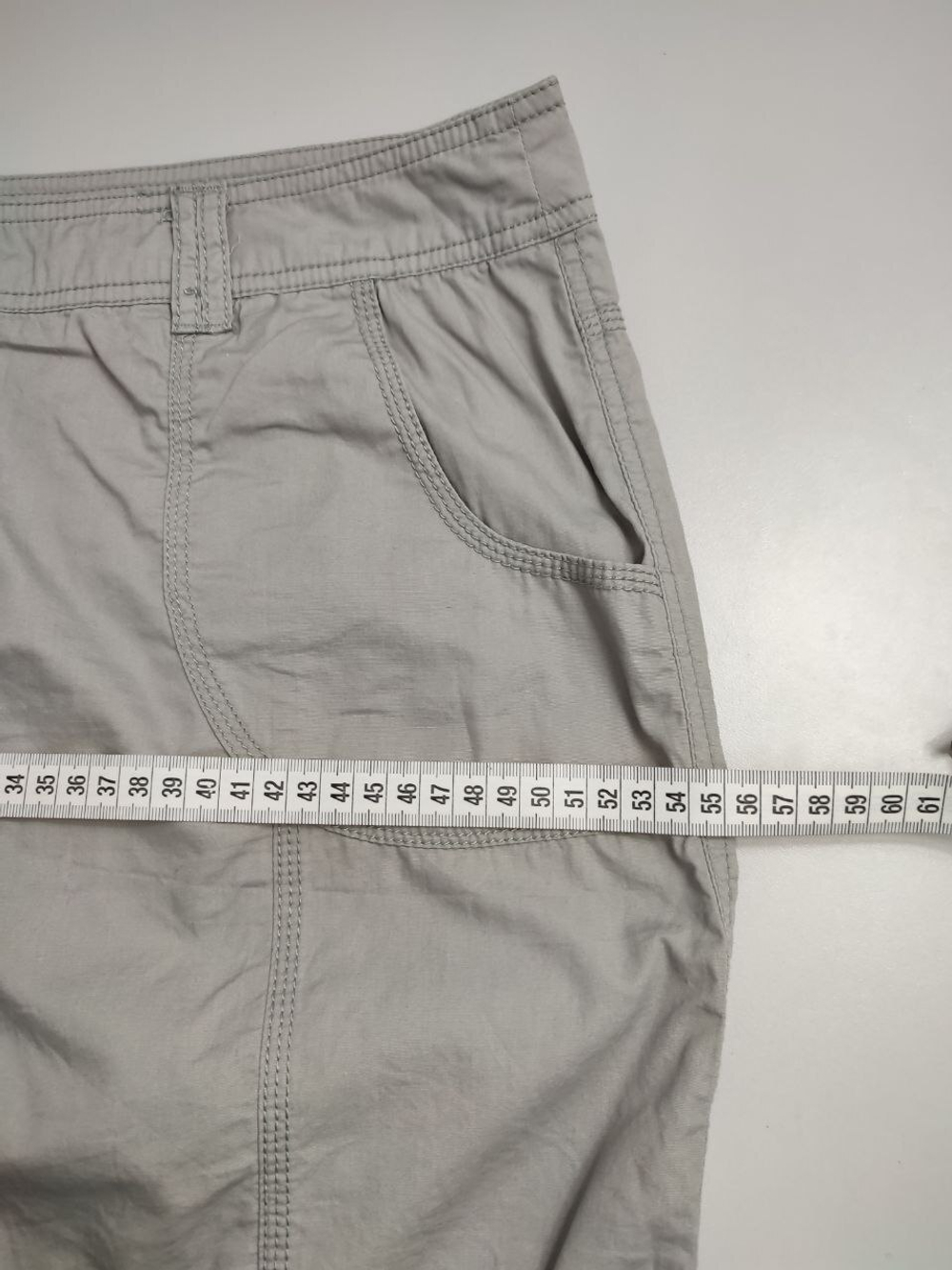 Юбка серая с карманами 42 размер