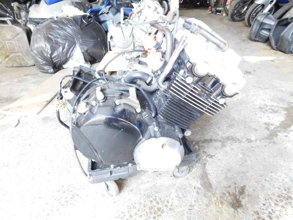 Двигатель Honda CB400 NC39 (NC23E)