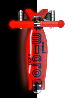 Самокат Maxi Micro Deluxe Glow Plus (светящийся) LED красное сияние