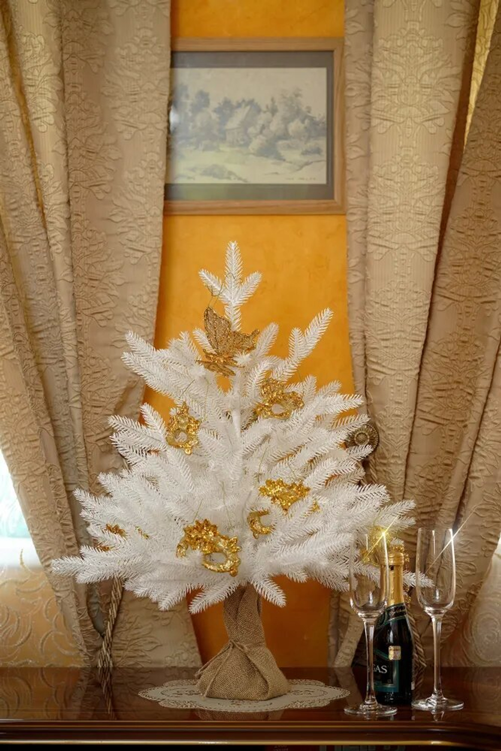 Ель искусственная Царь елка Адель белая 60 см