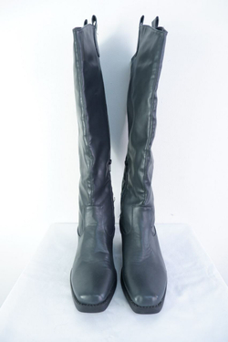 Сапоги стильные 38 размер