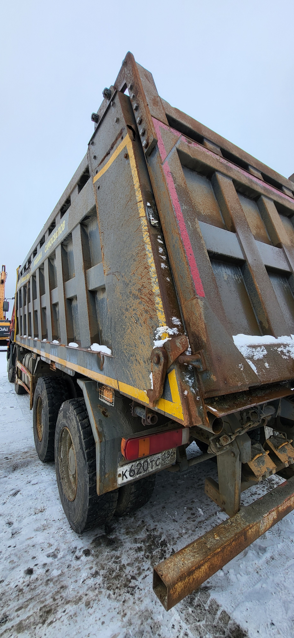 Howo ZZ* 8x4 Самосвал ZZ3407S3867E (Дизель, 9,7 л, 373 л.с, МТ)