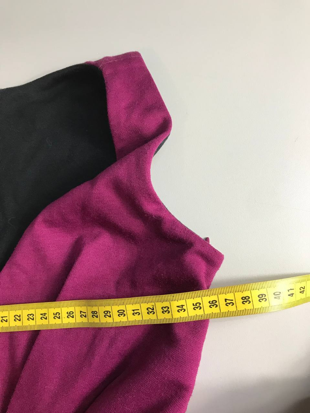 Платье Love Republic практичное, визуально 40 размер