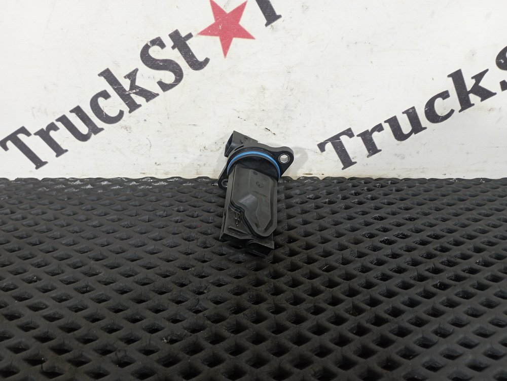 Датчик массового расхода воздуха 2021 г.