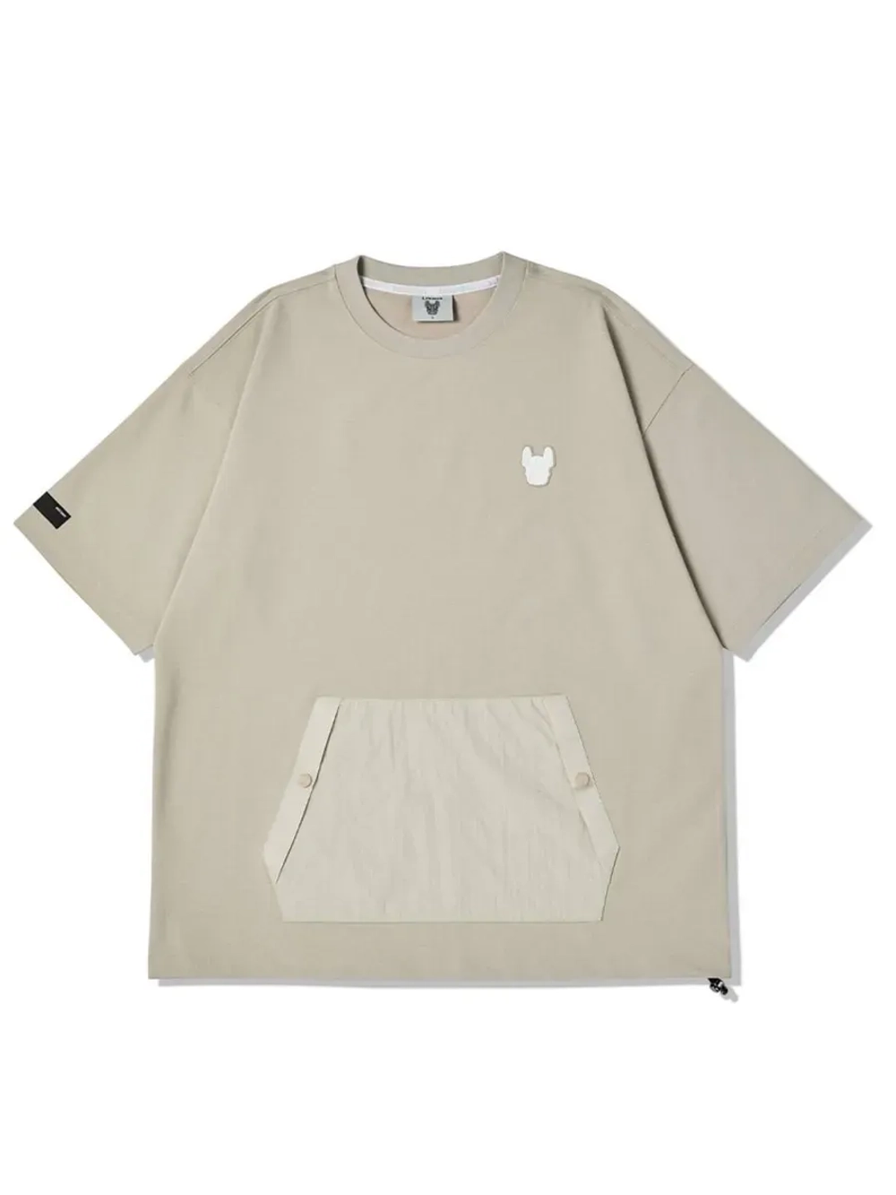 Футболка с нашивным карманом