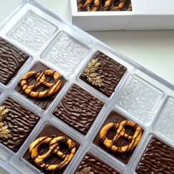 210 | Форма для шоколадных плиток (275*175 мм)