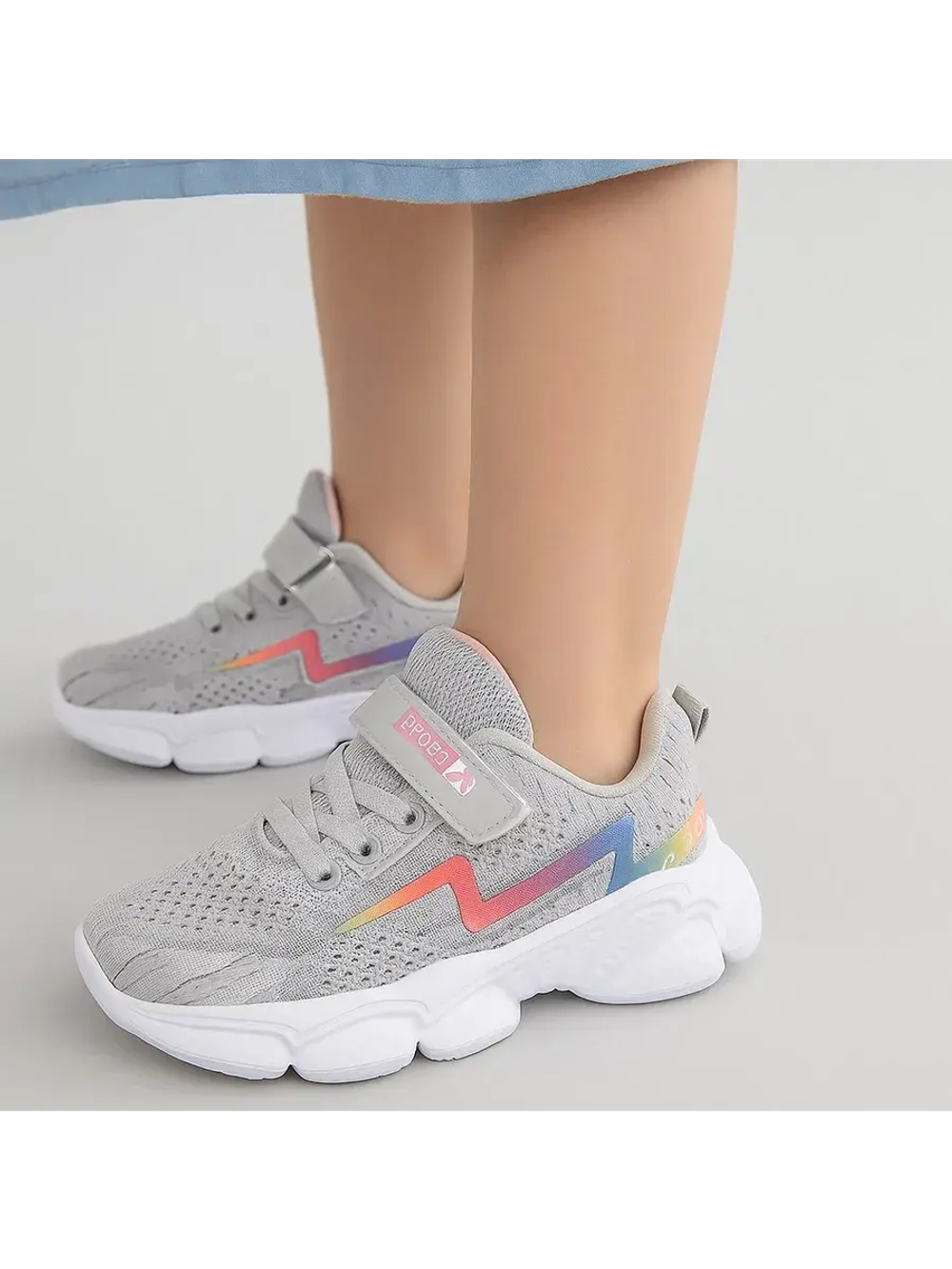 Кроссовки детские новинка